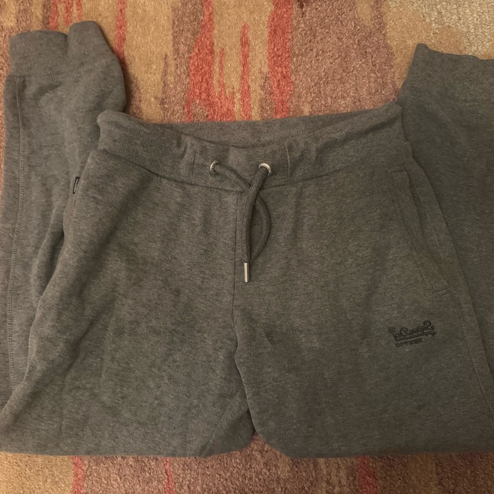 ✨3/$33 SALE     Superdry Heather Gray Sweatpants
